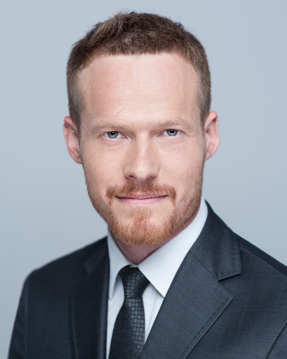 Aleksander, prowadzący szkolenia Theta Tribe